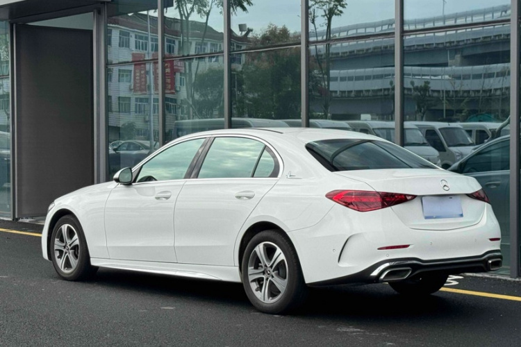 奔驰C级 2022款 改款 C 200 L 运动版车身外观6003