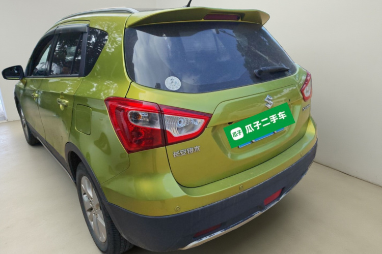 铃木 锋驭 2015款 1.6L CVT两驱精英型车身外观5