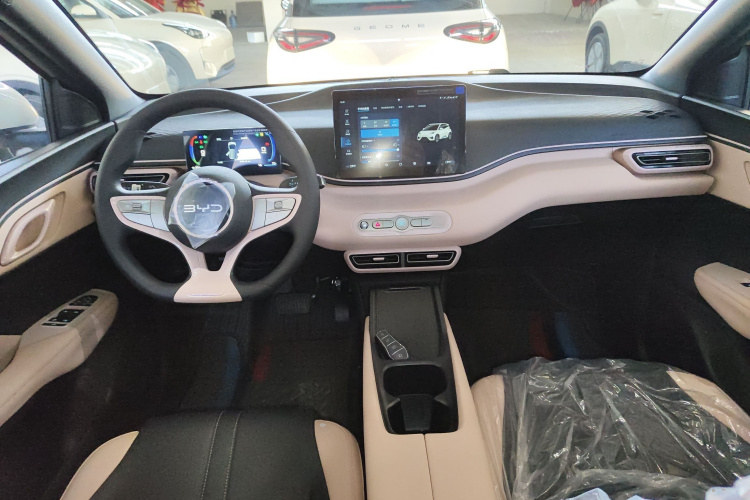 比亚迪 海鸥 2025款 305km 活力版中控内饰12