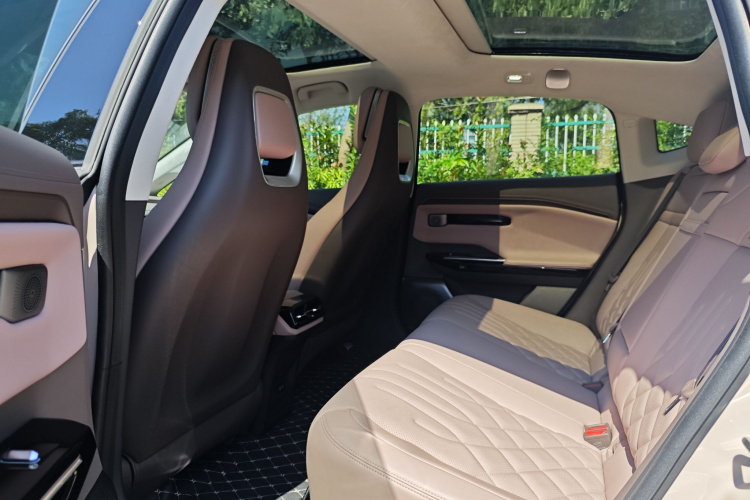 昊铂GT 2024款 全球款 710特高压激光雷达版中控内饰7005