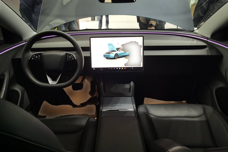 特斯拉 Model 3 2023款 后轮驱动版中控内饰12