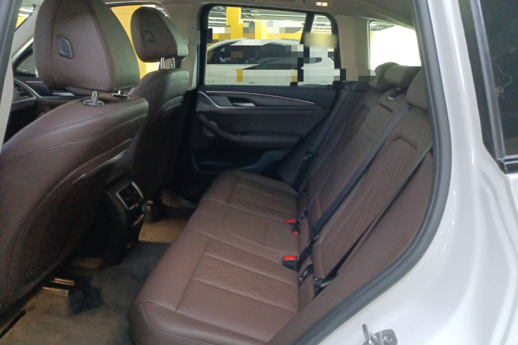 宝马X3 2022款 xDrive30i 领先型 M曜夜套装中控内饰21