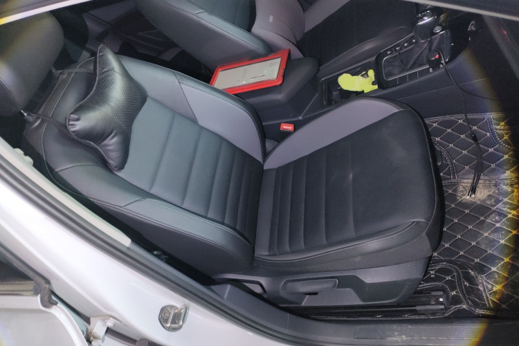 大众 速腾 2021款 280TSI DSG舒适智联版局部细节41