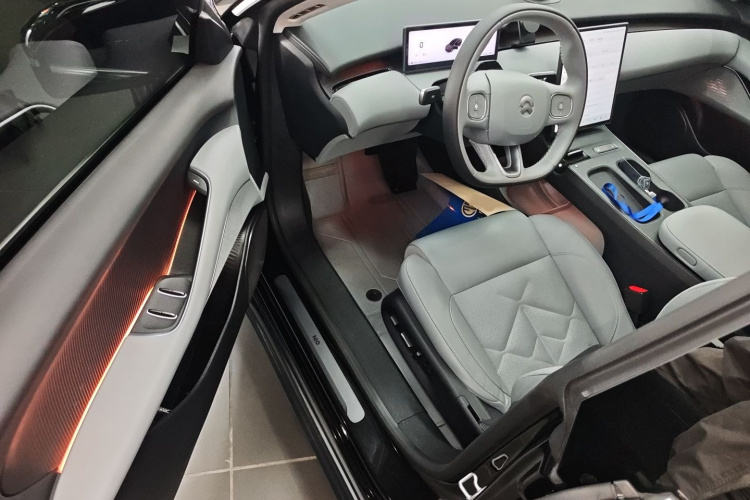 蔚来ET5 2024款 75kWh中控内饰20