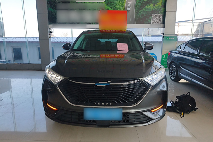 长安欧尚X7 2020款 1.5T 自动豪华型车身外观2