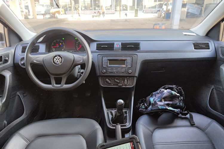 大众 桑塔纳 2019款 1.5L 手动风尚版 国VI中控内饰7002