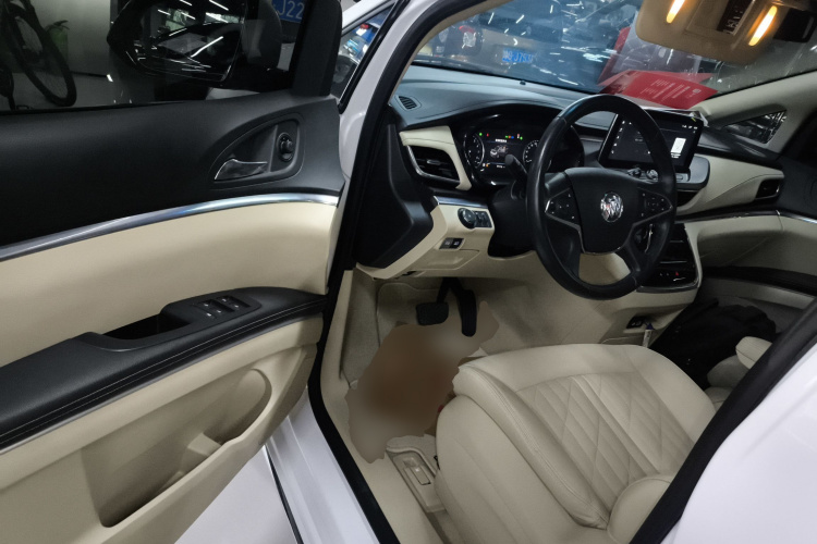 别克GL8 2023款 陆上公务舱 652T 豪华型中控内饰7003