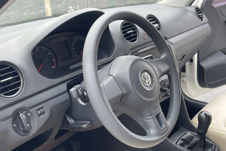 大众 捷达 2015款 质惠版 1.6L 手动时尚型中控内饰7004