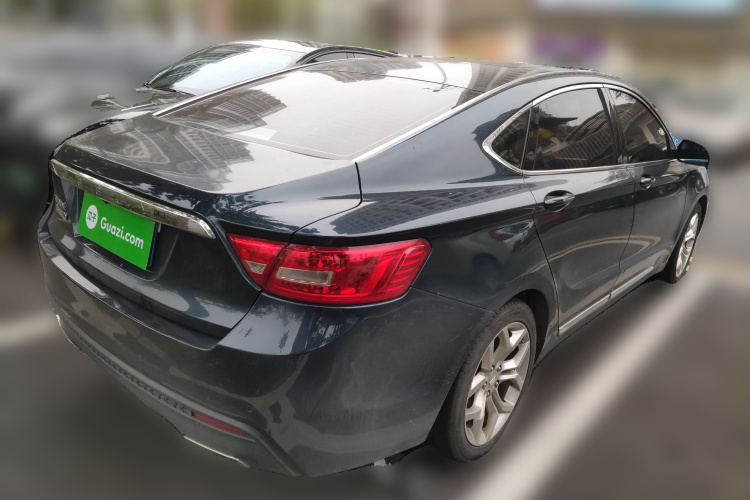 吉利汽车 博瑞 2015款 1.8T 尊贵型车身外观7