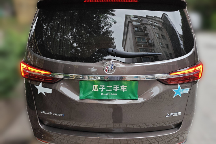 别克GL8 2022款 陆上公务舱 652T 豪华型车身外观6004