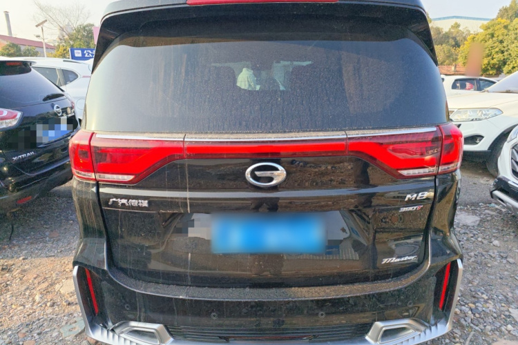 广汽传祺 传祺M8 2021款 大师系列 390T 尊贵版车身外观6