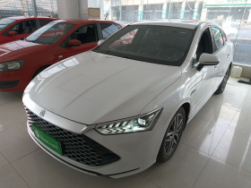 比亚迪 秦PLUS 2021款 DM-i 55KM 旗舰型