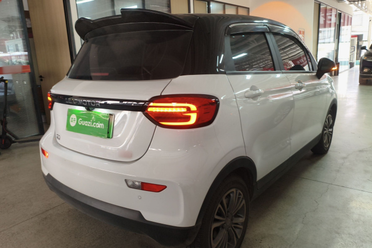 零跑汽车 零跑T03 2025款 403舒享版车身外观6005