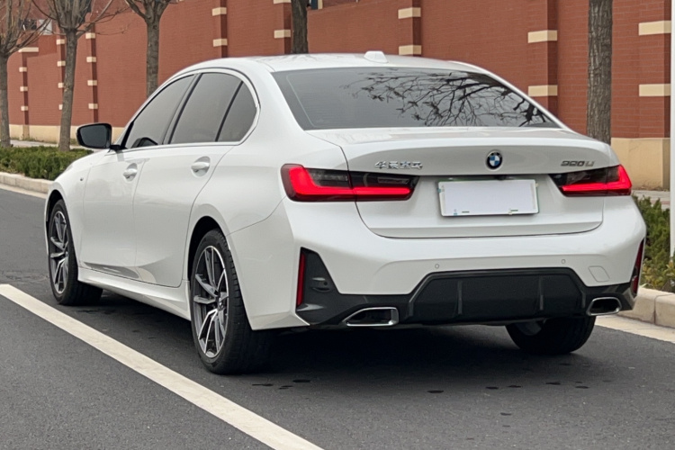 宝马3系 2023款 320Li M运动套装车身外观6003
