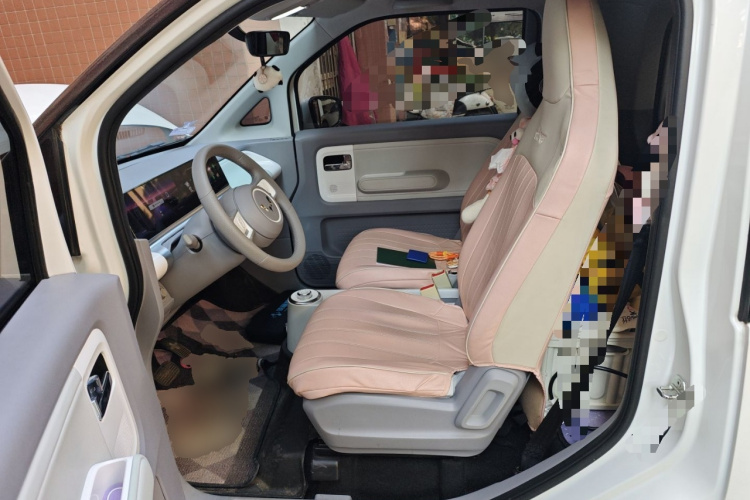 五菱汽车 五菱Air ev晴空 2023款 两座-进阶版中控内饰21