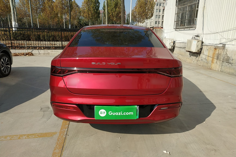 比亚迪 秦PLUS 2023款 冠军版 DM-i 120KM领先型车身外观6