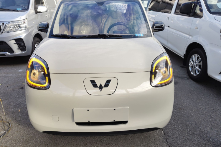 五菱汽车 宏光MINIEV 2025款 四门版 进阶款车身外观2