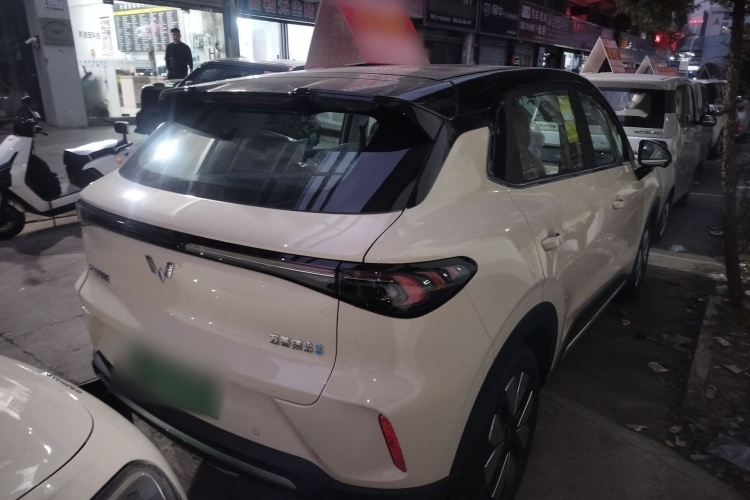 五菱汽车 缤果S 2025款 325km 尊享款车身外观9