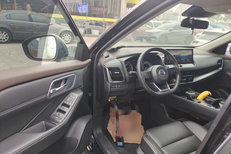 日产 奇骏 2021款 VC-Turbo 300 CVT 2WD豪华版中控内饰20