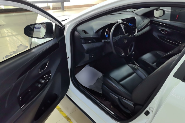 丰田 YARiS L 致炫 2021款 致炫X 1.5L CVT豪华版中控内饰7003