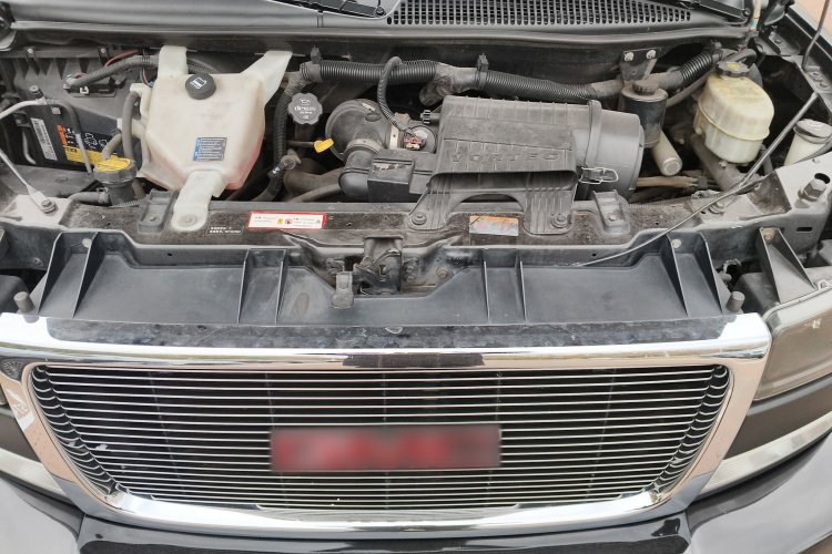 GMC SAVANA 2014款 5.3L 四驱领袖版局部细节24