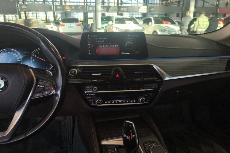 宝马5系 2018款 530Li 尊享型 豪华套装局部细节16