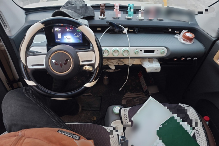 五菱汽车 宏光MINIEV 2022款 GAMEBOY 200km 玩咖款 磷酸铁锂中控内饰12