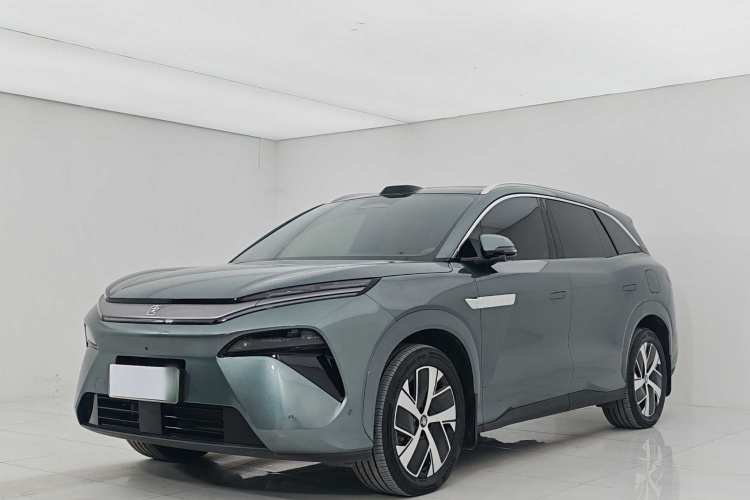 比亚迪 唐L 2025款 DM 200KM四驱激光雷达旗舰型车身外观1