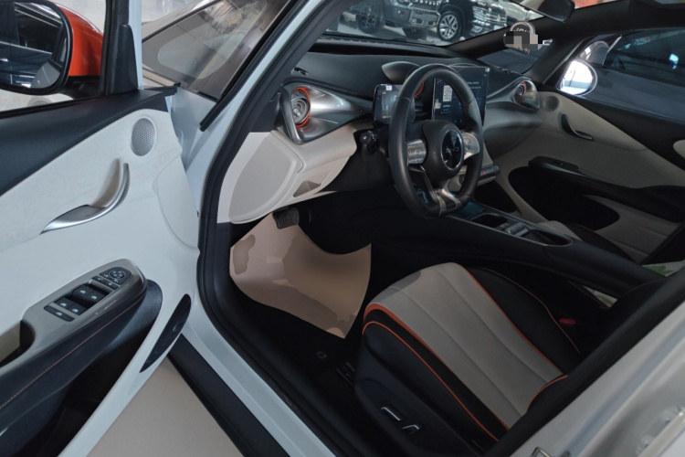 比亚迪 海豚 2021款 405km 时尚版中控内饰20