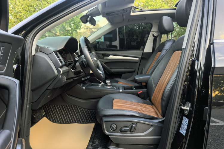 奥迪Q5L 2020款 45 TFSI 尊享时尚型局部细节19