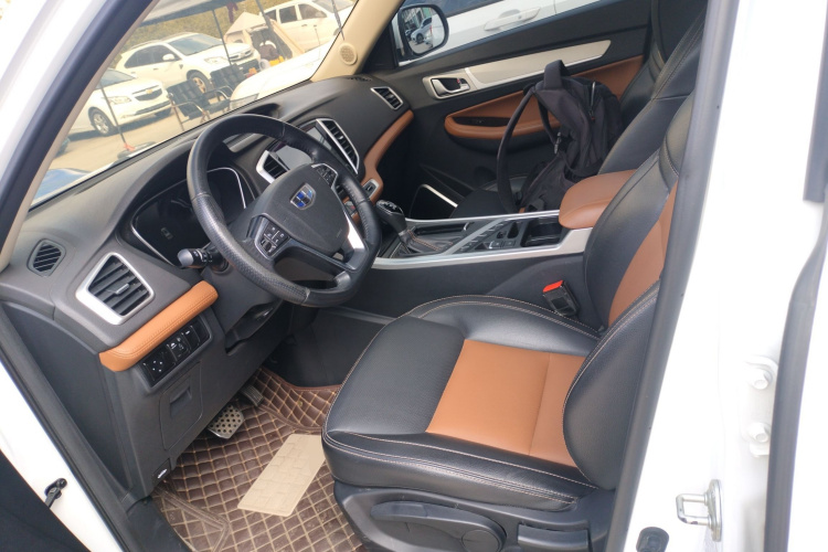 吉利汽车 远景X6 2018款 1.4T CVT 4G互联豪华型中控内饰19