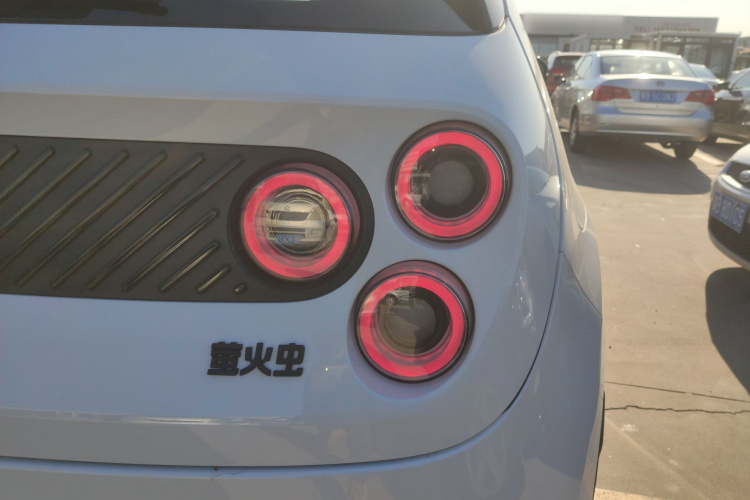 firefly萤火虫 2025款 发光版车身外观9