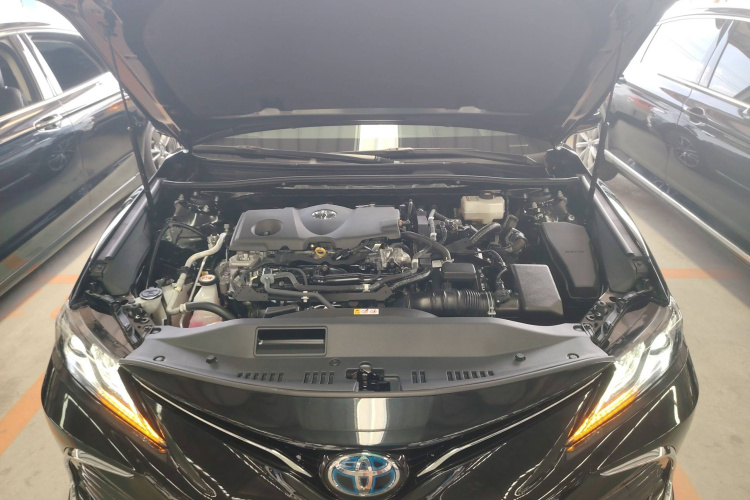 丰田 凯美瑞 2023款 双擎 2.5HG 豪华版机舱底盘24