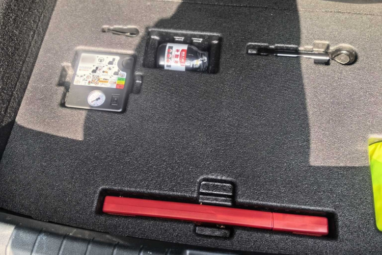 比亚迪 秦PLUS 2023款 冠军版 DM-i 55KM领先型中控内饰7005