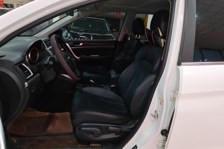 哈弗M6 2018款 改款 1.5T DCT两驱精英型中控内饰19