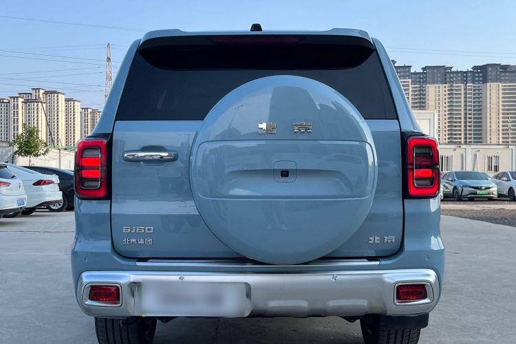 北京BJ60 2022款 2.0T 十一版 五座车身外观6005