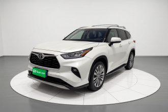 丰田 汉兰达 2023款 2.5L智能电混双擎四驱豪华版 7座