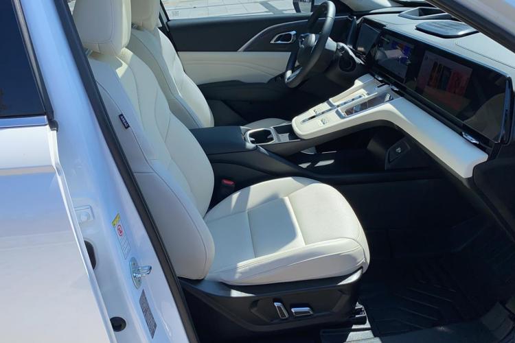 哈弗枭龙MAX 2023款 1.5L Hi4 105 四驱智能旗舰版中控内饰41