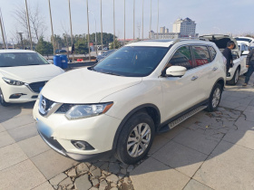 日产 奇骏 2014款 2.0L CVT智领版 2WD