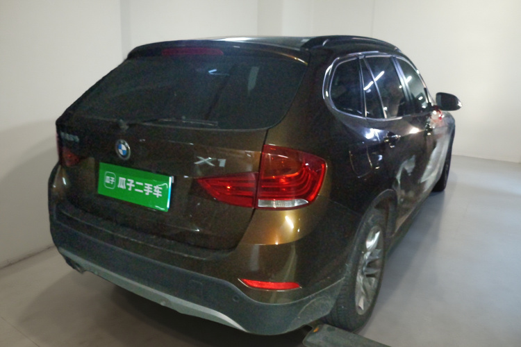 宝马X1 2015款 sDrive18i 时尚晋级版车身外观7