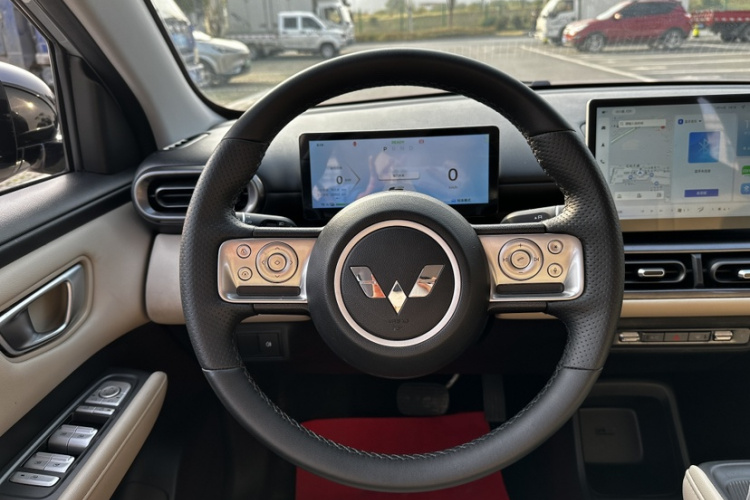 五菱汽车 五菱缤果PLUS 2024款 510km 旗舰版 四座版中控内饰7002