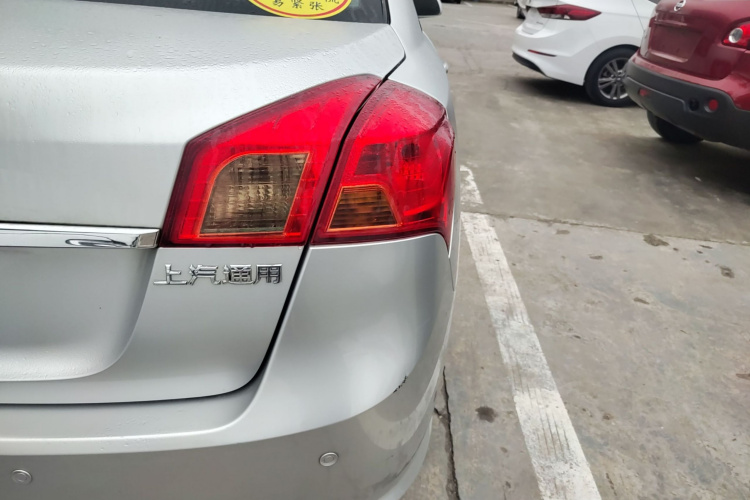 别克 凯越 2015款 1.5L 自动经典型车身外观6006