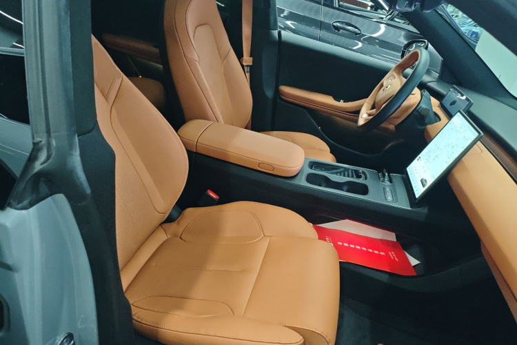 蔚来ET5 2022款 75kWh局部细节41