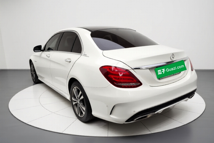 奔驰C级 2016款 C 200 L 运动型车身外观5