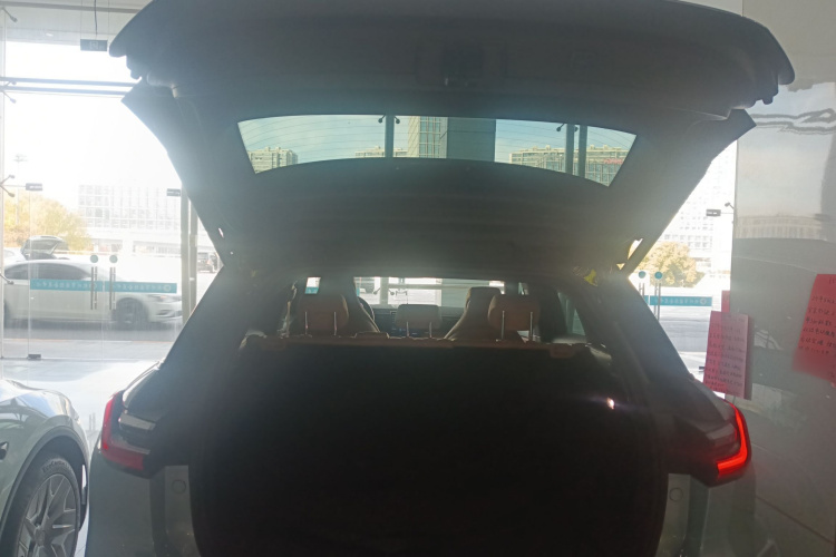 蔚来ES6 2020款 430KM 性能版机舱底盘23