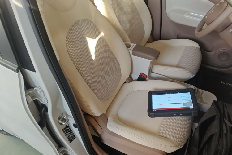 五菱汽车 宏光MINIEV 2025款 四门版 臻享+款局部细节41