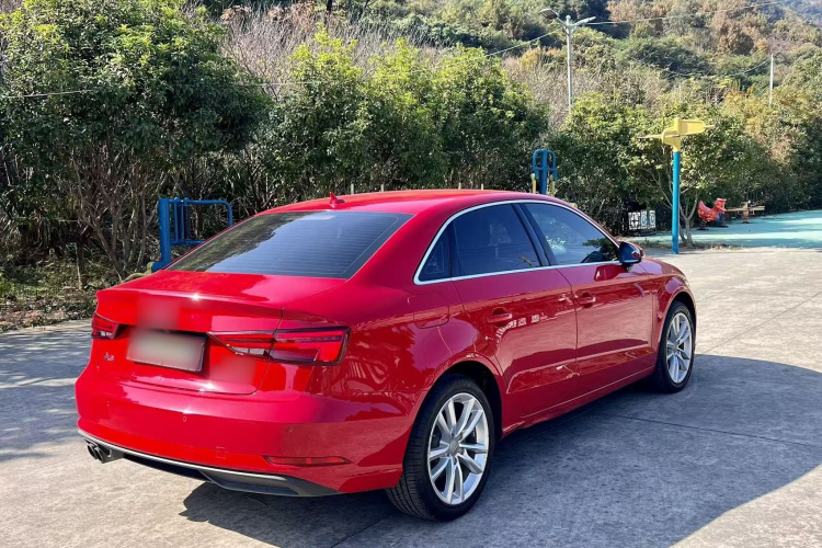 奥迪A3 2018款 30周年年型 Limousine 35 TFSI 进取型车身外观6004