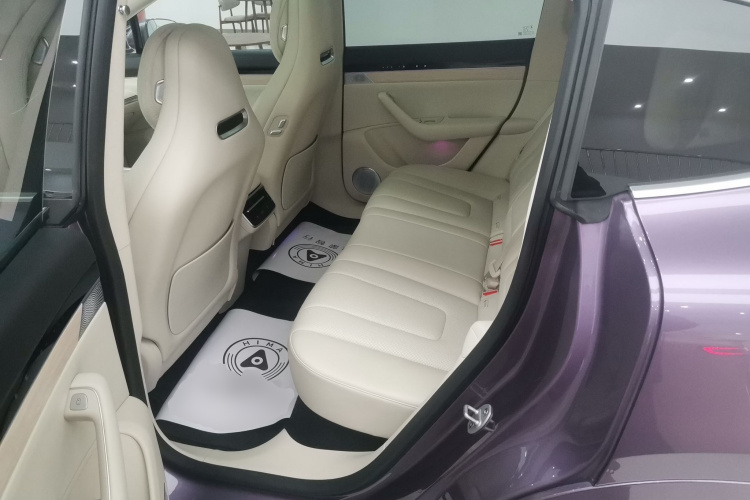 鸿蒙智行 智界R7 2025款 增程 331km Ultra中控内饰21