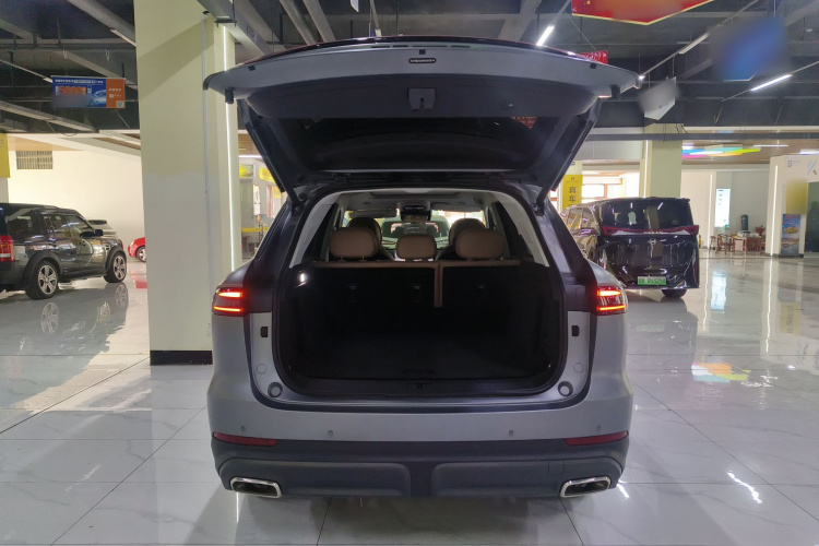 奇瑞 瑞虎8 L 2024款 2.0T 两驱尊贵版 5座局部细节23