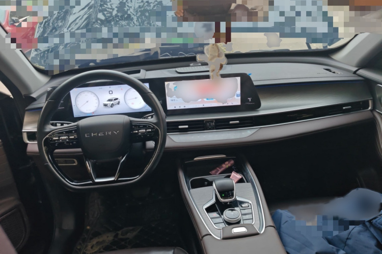 奇瑞 瑞虎8 PRO 2024款 冠军版 390T 两驱巅峰版 5座中控内饰7002